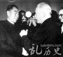 1957年1月访苏时拜会最高苏维埃主席团主席伏罗希洛夫