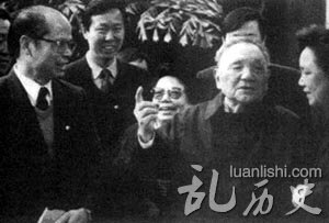 邓小平视察深圳,发表重要讲话