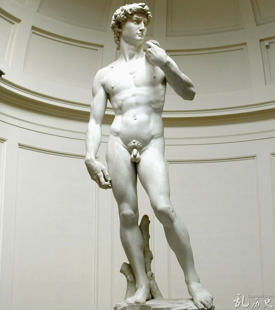 米开朗琪罗的巨像雕刻作品《大卫》