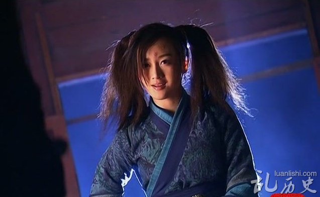 倚天屠龙记殷离是谁的女儿?殷离为什么毁容