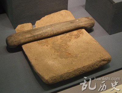 古代石磨盘是做什么用的?