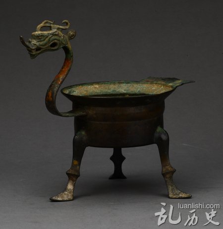 南朝文物"龙柄鐎斗":古代军队的多用炊具