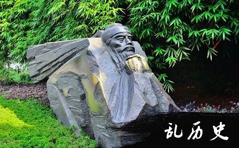 崔颢雕像
