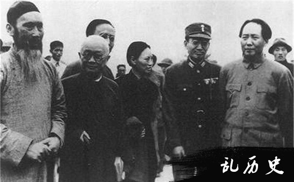 毛泽东参加重庆谈判历史图片