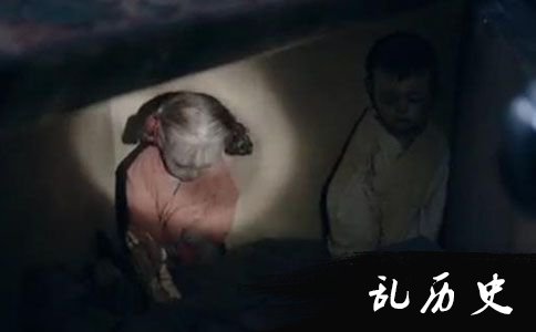 陪葬的童男童女