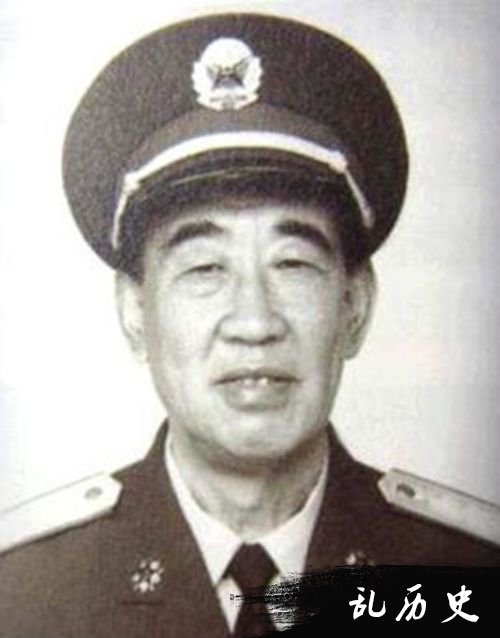 杨德中