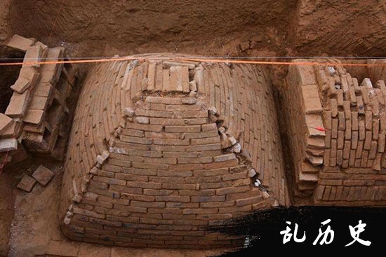 郑州一工地现金字塔 疑似汉代贵族墓穴
