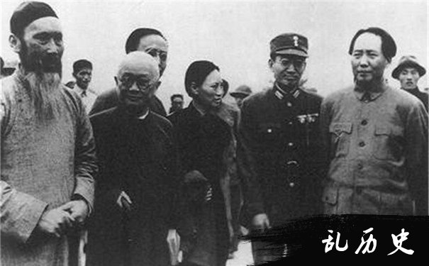 毛泽东参加重庆谈判历史图片