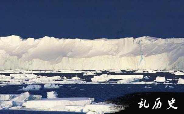 南极冰川融化