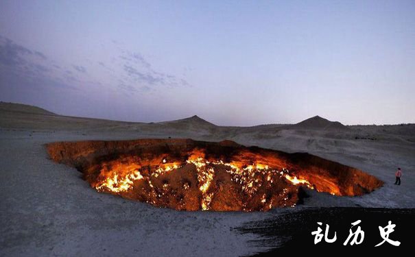 土库曼斯坦达尔瓦扎天然气坑洞