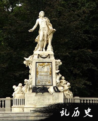 莫扎特雕像