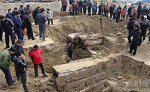 古墓挖出活体女尸 女尸疑似外星人附体