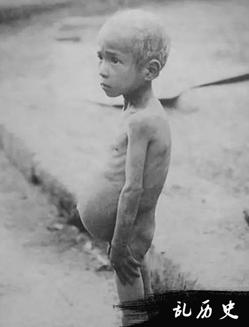 老照片：中国30年代大饥荒组图