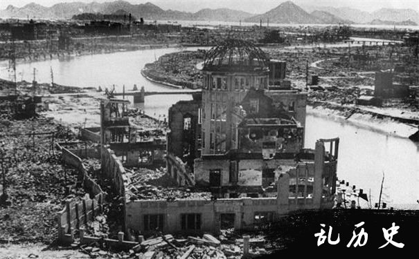 广岛核爆炸图片