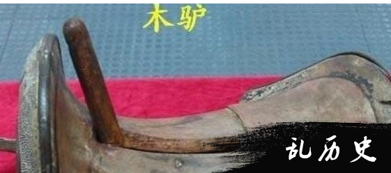 古代女子骑木马图 古代女人刑法骑木马