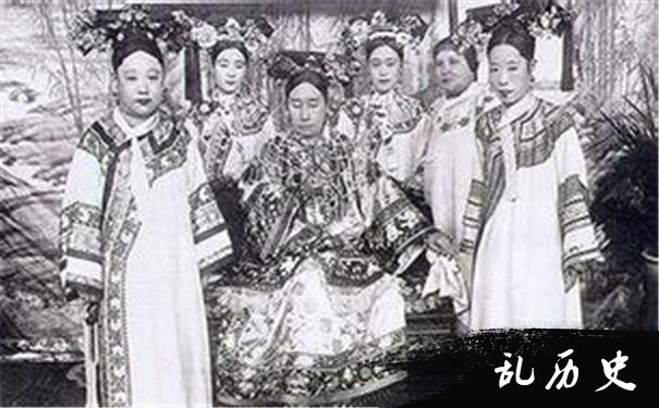 荣寿公主与慈禧和其他公主老照片
