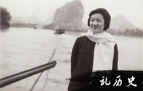 章含之照片大全 章含之的生平介绍