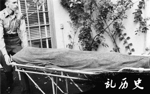 玛丽莲梦露怎么死的 玛丽莲梦露死亡照片