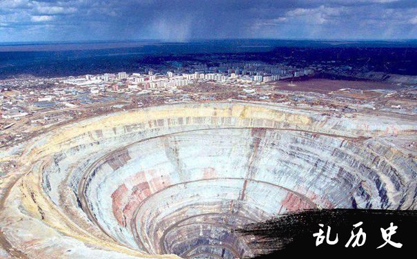 世界上最贵的钻石坑洞