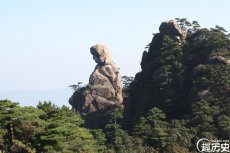 神女峰的神话故事 神女峰分别是哪几个山峰