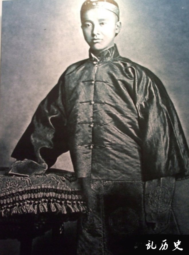 9张真实的清朝贵族王子照片，那张你觉得最帅？(3)