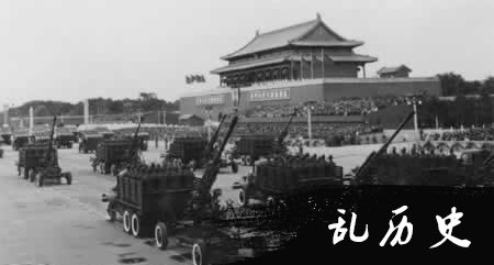 共和国第7次阅兵（TodayOnHistory.com）