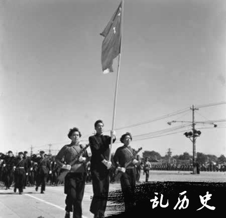 共和国第10次阅兵（TodayOnHistory.com）