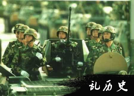共和国第13次大阅兵（TodayOnHistory.com）