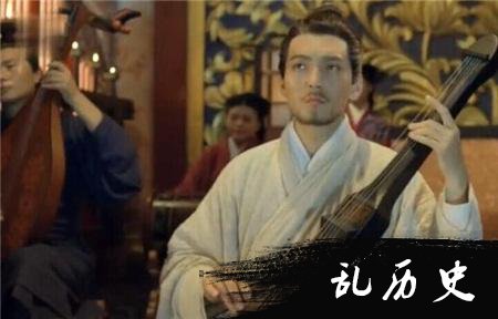 神童速成法：家长不惜把孩子吊上树逼其背书