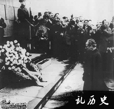 德国前总理勃兰特逝世(todayonhistory.com)