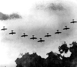 中国空军参加淞沪会战，曾一日内击落敌机20余架