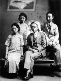 清朝末代皇帝溥仪逝世（TodayOnHistory.com）