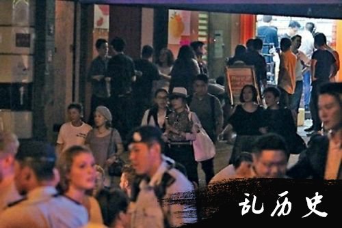 阿Sa百亿男友开车接送 夜店嗨到凌晨3点