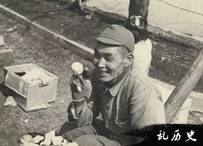 揭秘：日本战败后，放下武器的700万“皇军”究竟干啥去了？