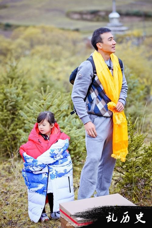 本周《爸爸去哪儿5》开启换爸爸模式 陈小春如愿带小泡芙