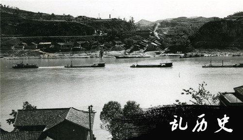 http://www.todayonhistory.com/lishi/201711/\