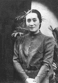 我国早期女企业家董竹君逝世(todayonhistory.com)