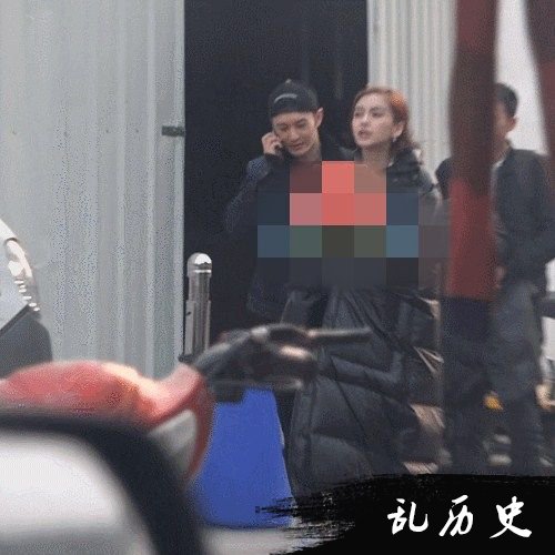 黄晓明探班baby 小海绵叼奶嘴超可爱