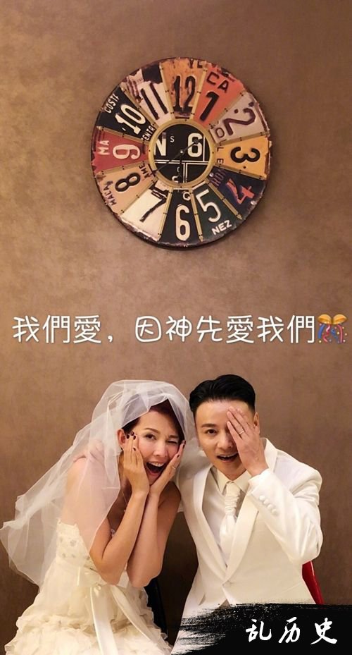 蔡少芬张晋结婚10周年 重穿婚纱礼服一家四口幸福满满