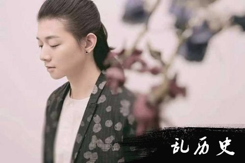 《歌手2018》剧透 第八期竞演霍尊踢馆