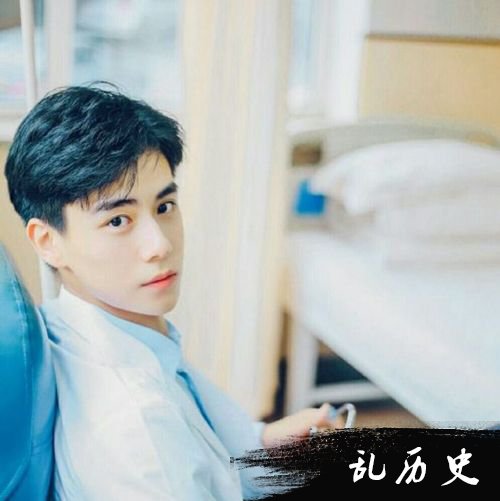 胡一天换头像上热搜 江辰已成过去式