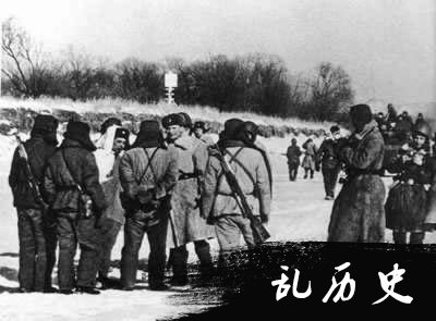 珍宝岛自卫反击战开始（todayonhistory.com）