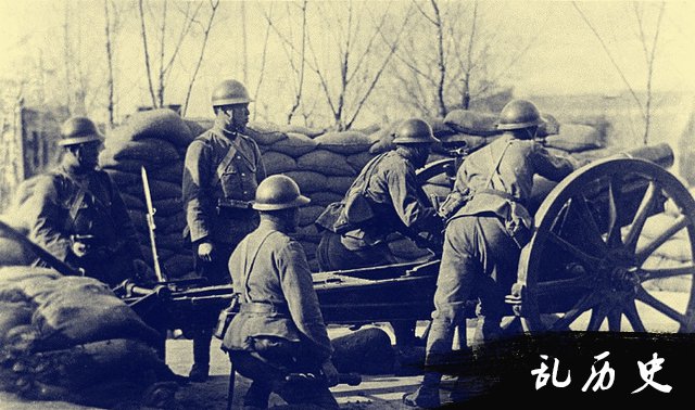 老照片记录1937年日军占领天津，气焰嚣张