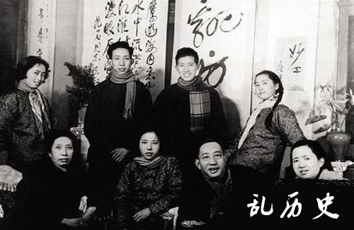 傅抱石一家