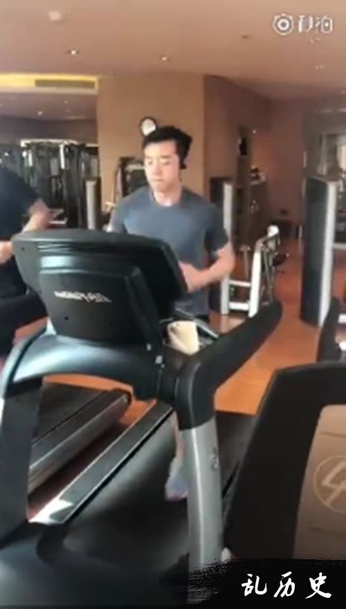 郑恺回应变胖 晒跑步视频自称要努力