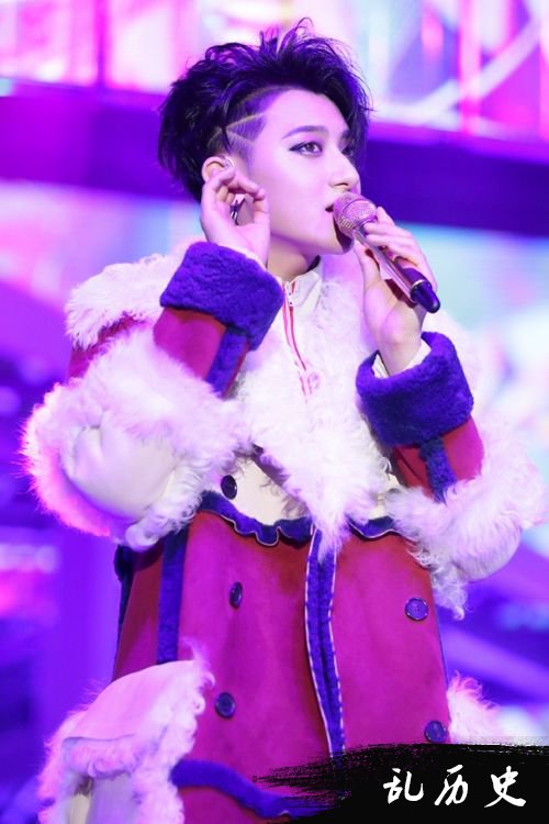 黄子韬爸爸身家200亿