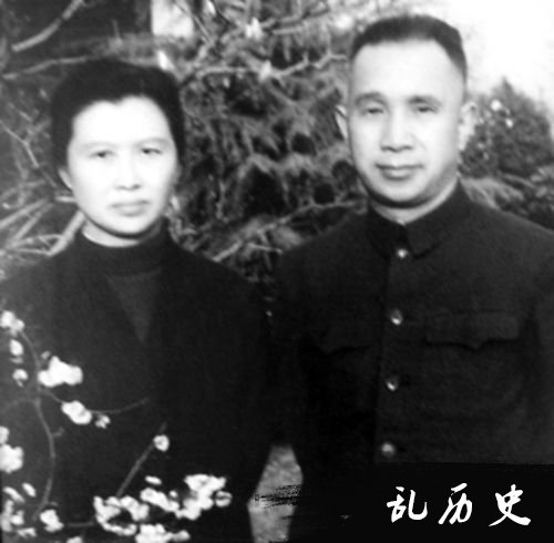 粟裕夫妇