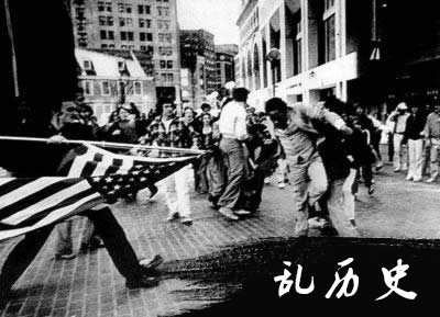 美国隆重庆祝独立200周年(todayonhistory.com)